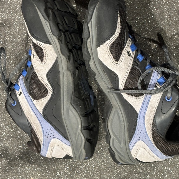 Marrel hiking boots - Picture 2 of 2